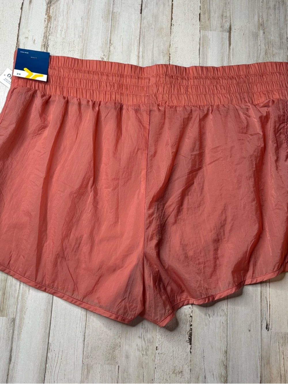 Old Navy High Waisted Lightweight Water- repellent 2-in-1 Run Shorts, Size 2X - Picture 15 of 16